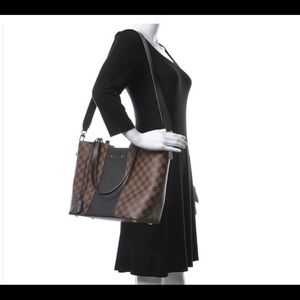 Louis Vuitton Jersey D.ebe.tau.noir carried 2x